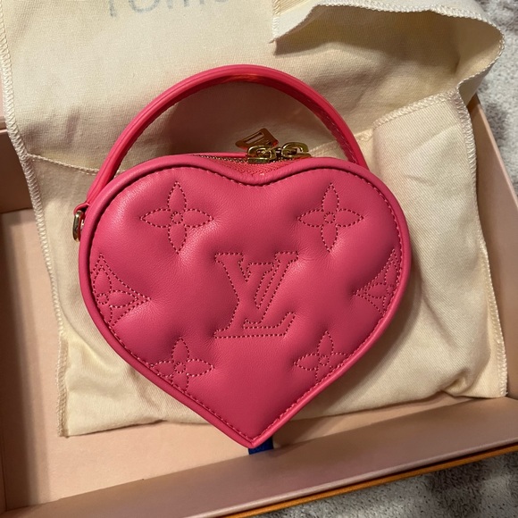 Louis Vuitton Pop My Heart bag- Valentine’s Day 2023 drop - Picture 4 of 8